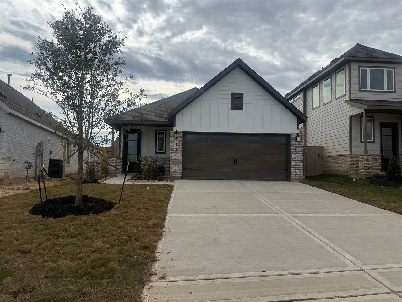 29519 Pondview Drive - Photo 1