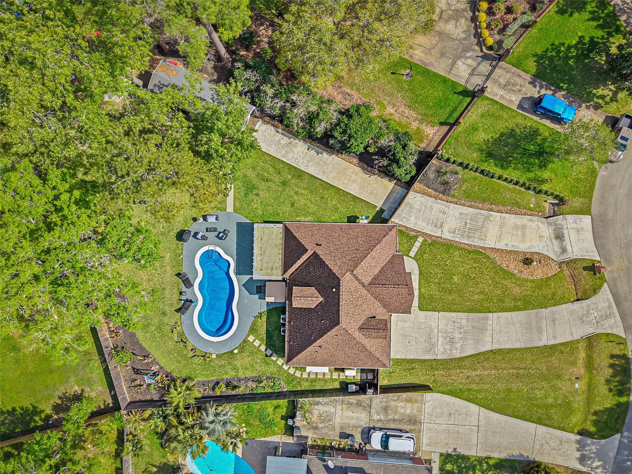 910 Apollo Street - Photo 1