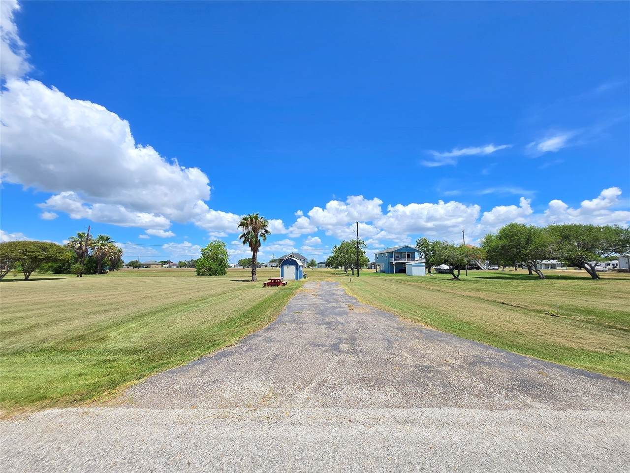 937 Bayview Drive - Photo 1
