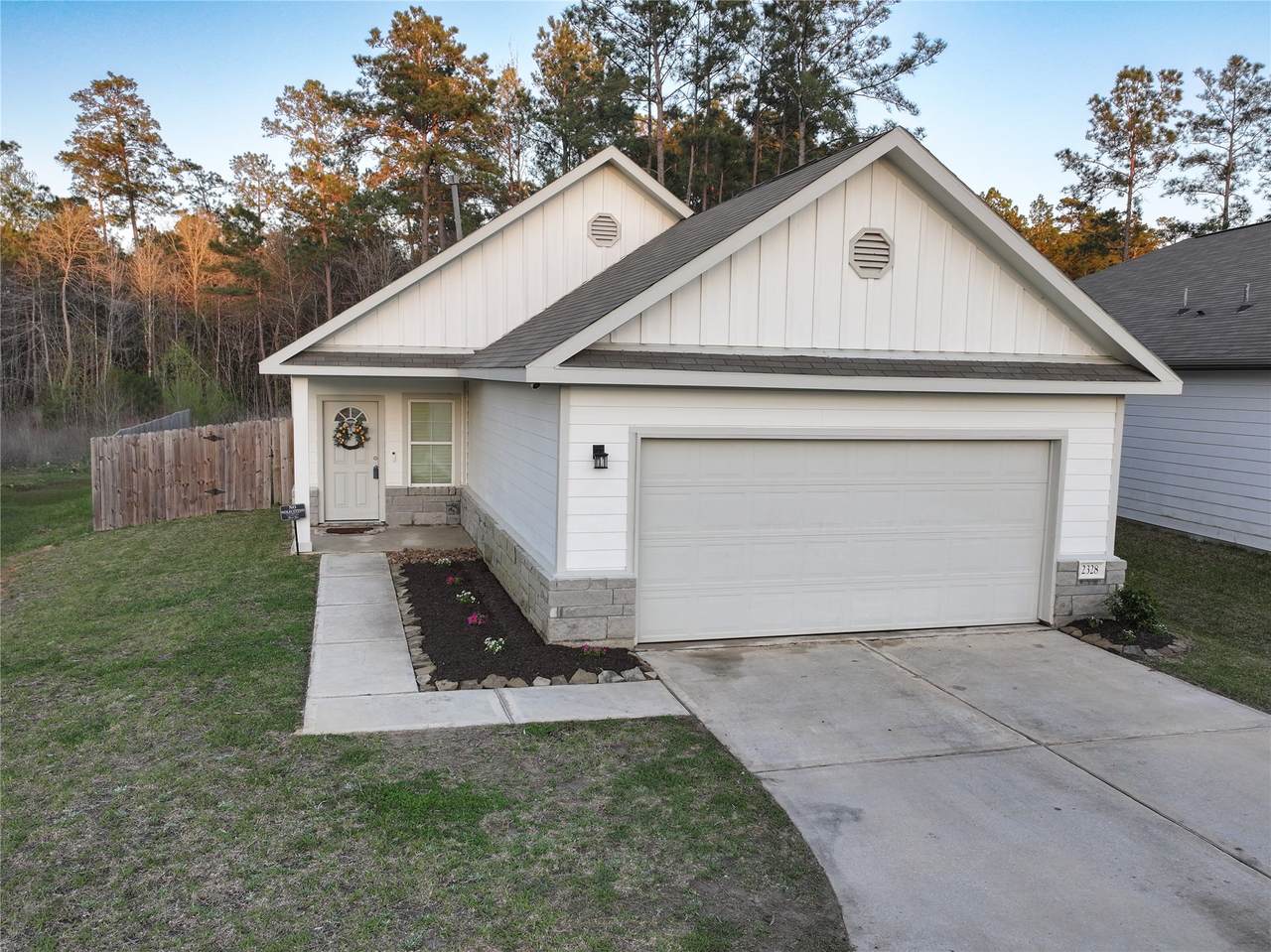 2328 Cedar Place Drive - Photo 1