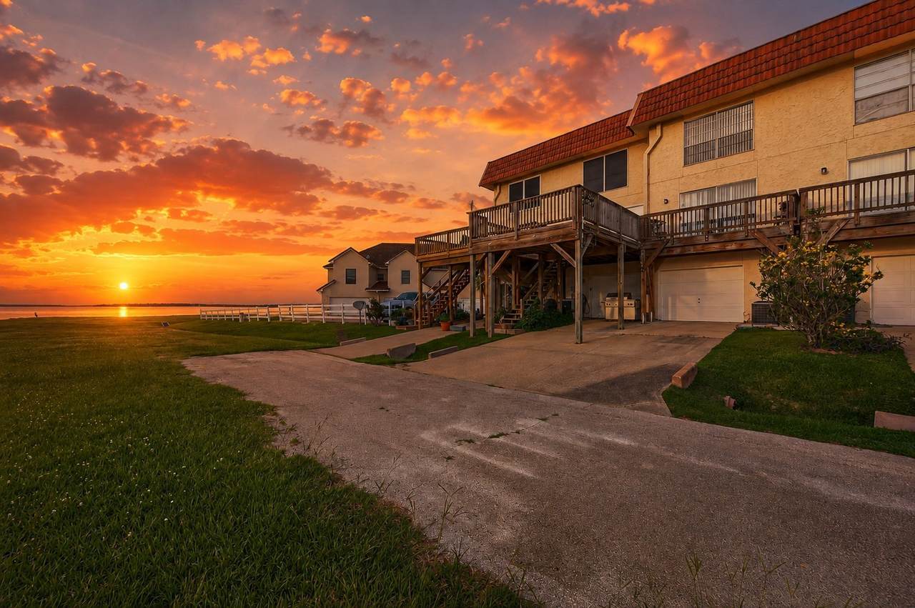 71 Regency Point - Photo 1