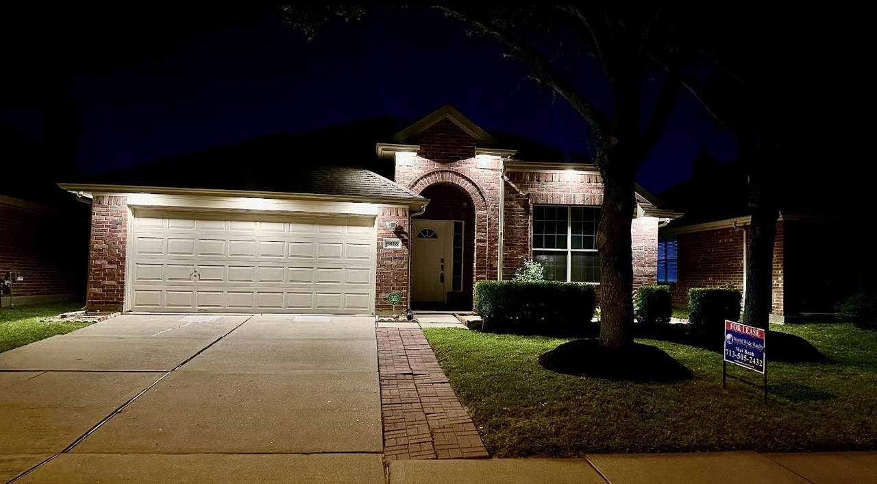 6826 Chester Oak Drive - Photo 1