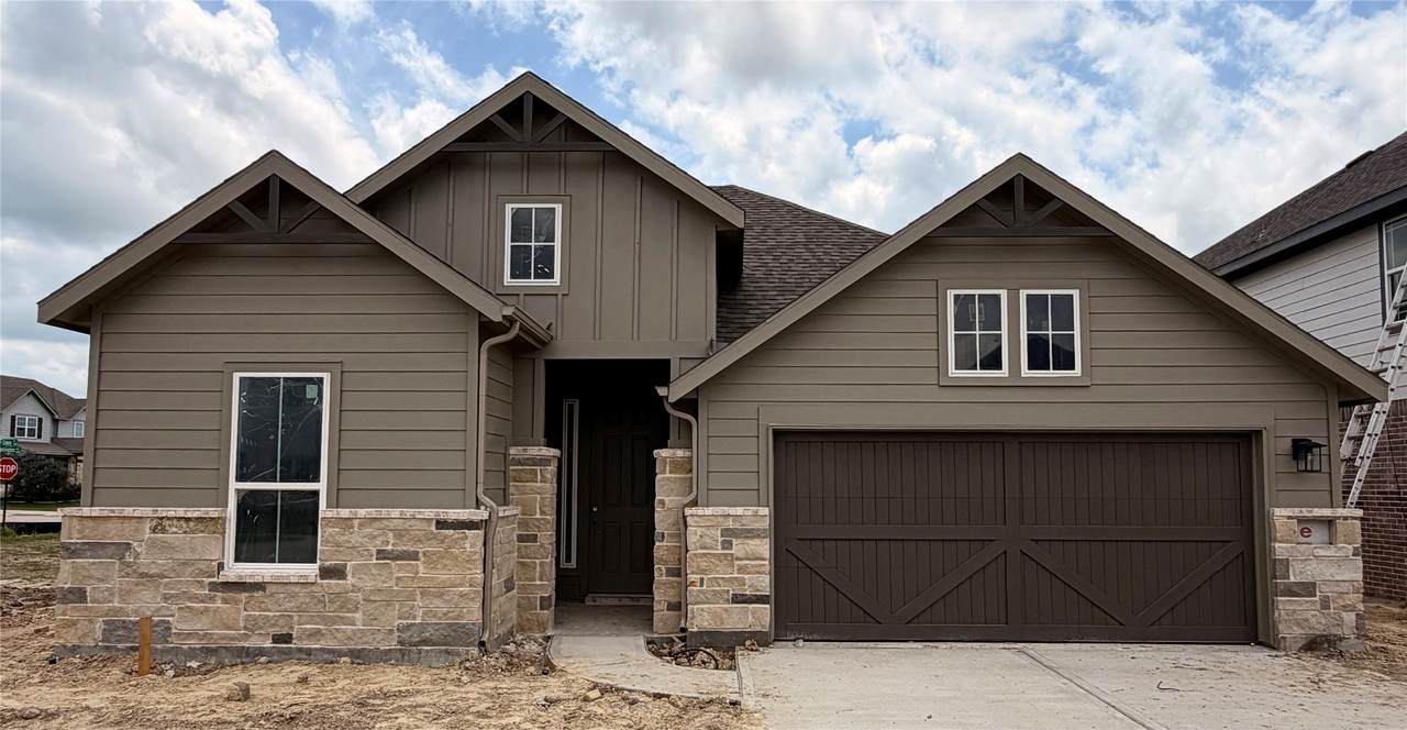 6230 Greenville Drive - Photo 1
