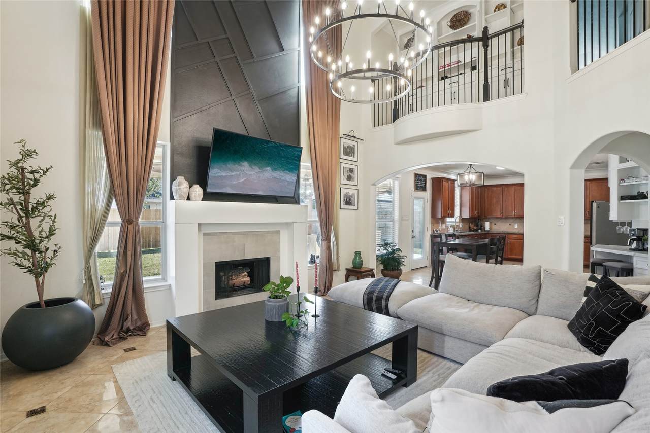 14 Carmel Chase Court - Photo 1