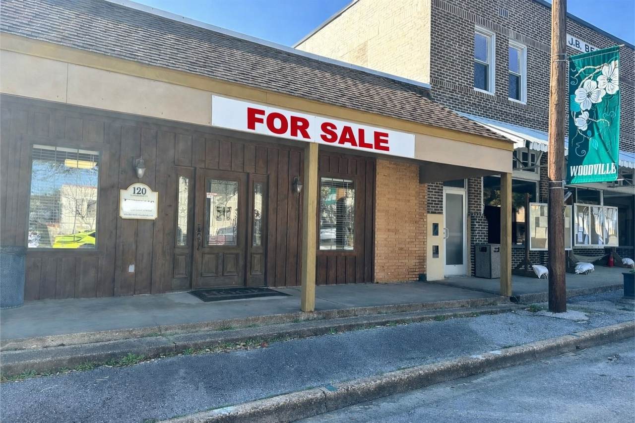 120 Charlton Street - Photo 1