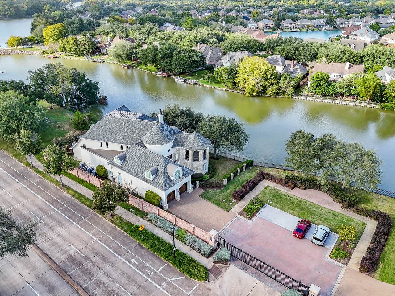 15710 Creek Bend Drive - Photo 1