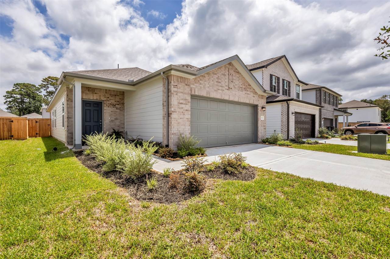 18669 Shauna Danielle Drive - Photo 1