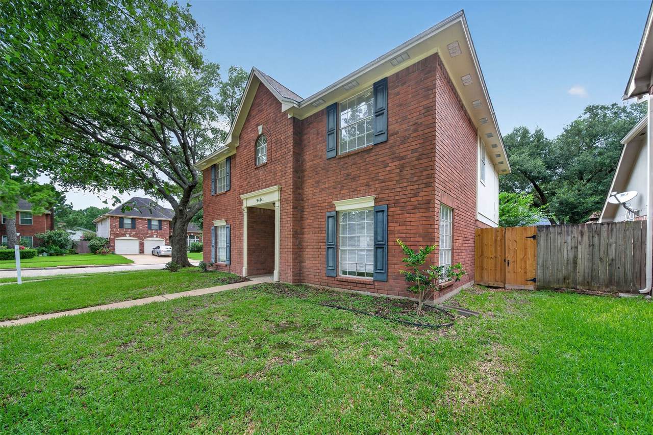 9414 Calwood Circle - Photo 1
