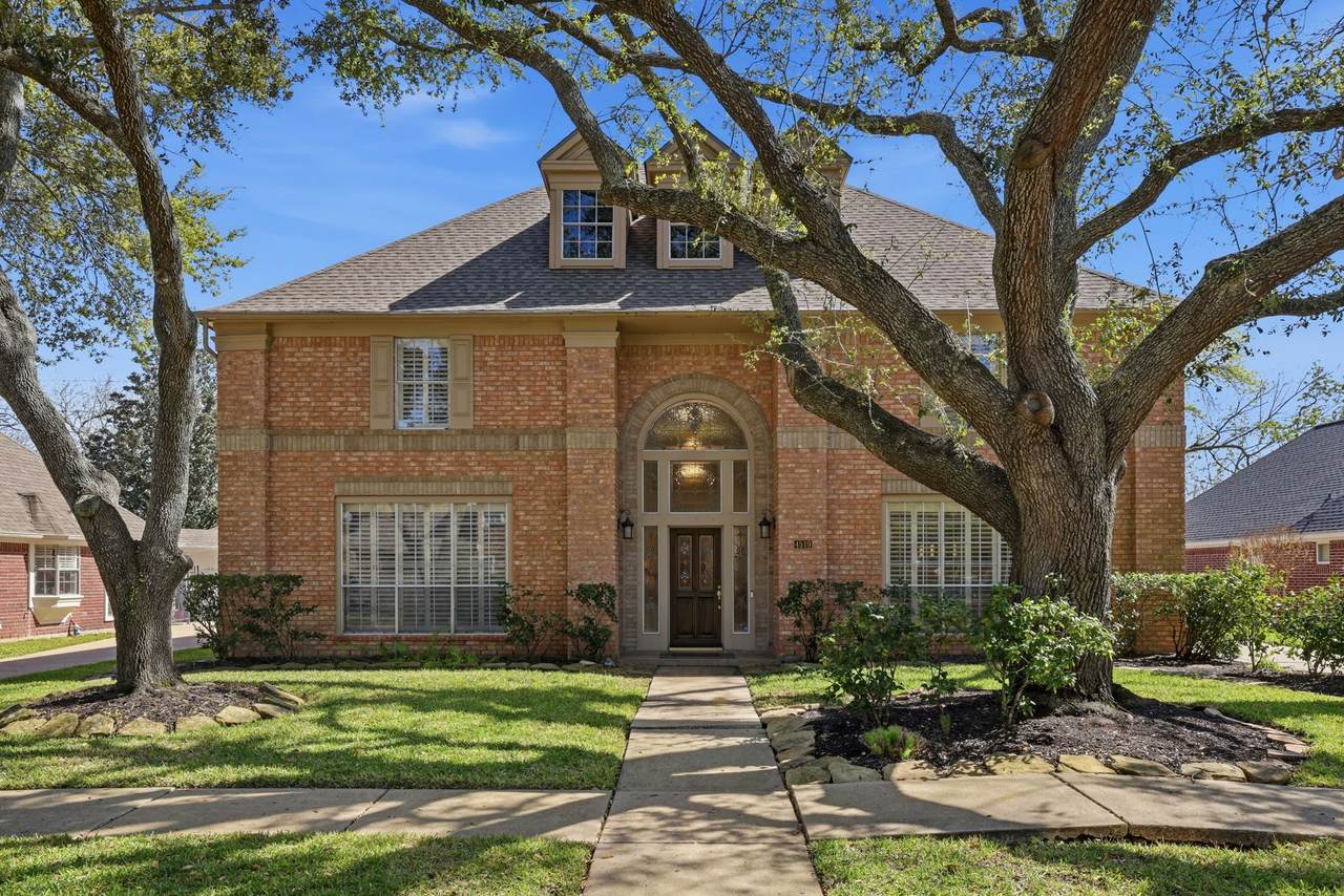 4519 Castlewood Street - Photo 1