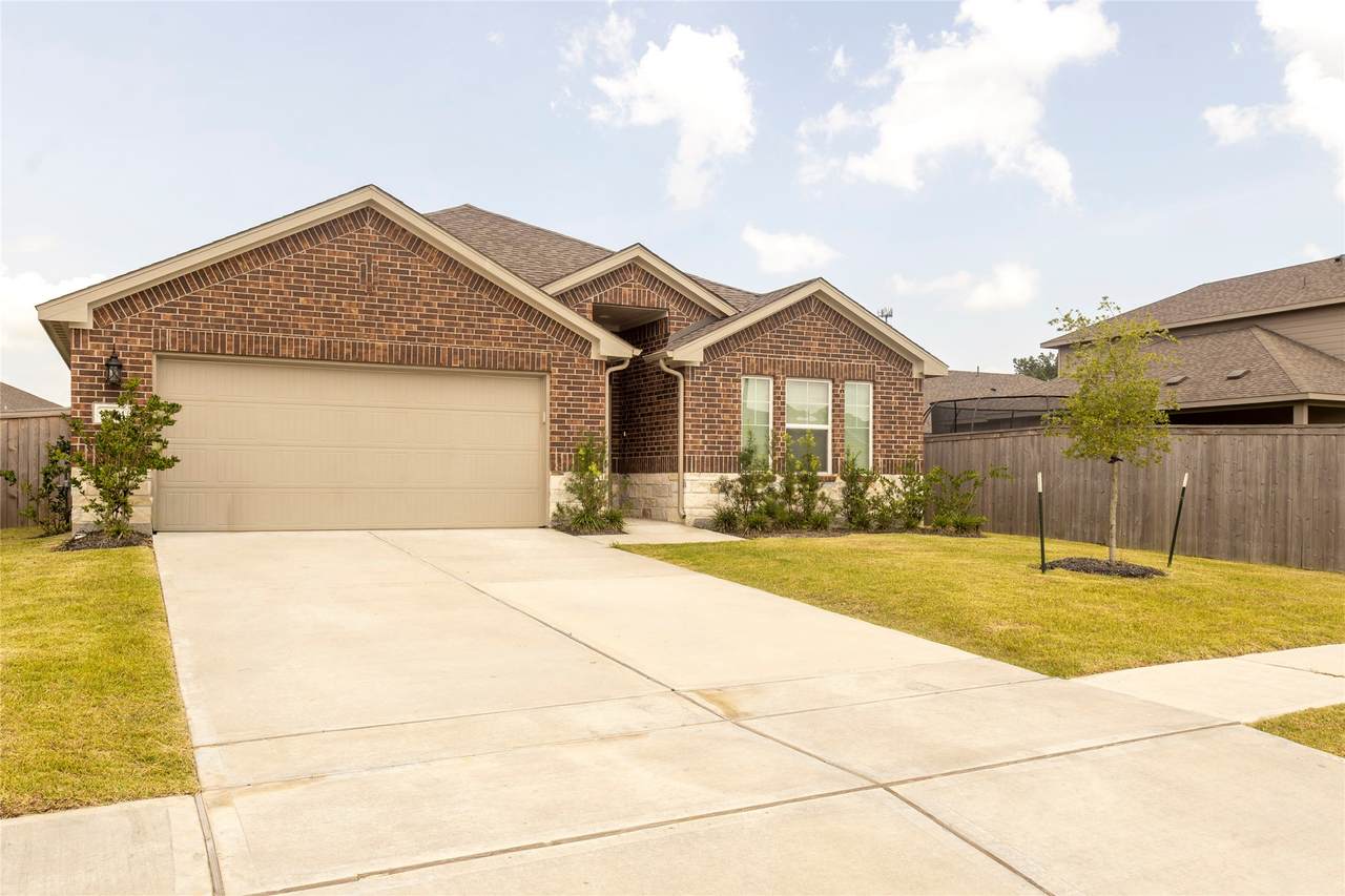 18614 Austin Ridge Drive - Photo 1
