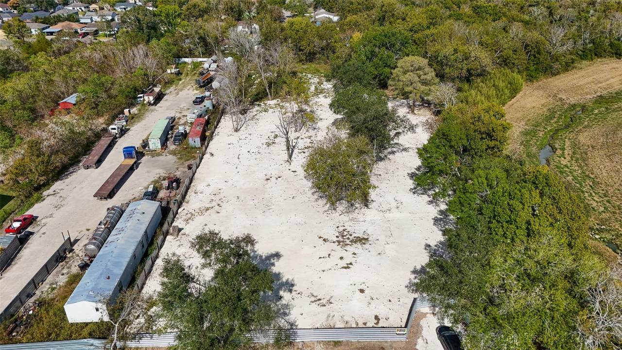 5033 Acres Drive - Photo 1