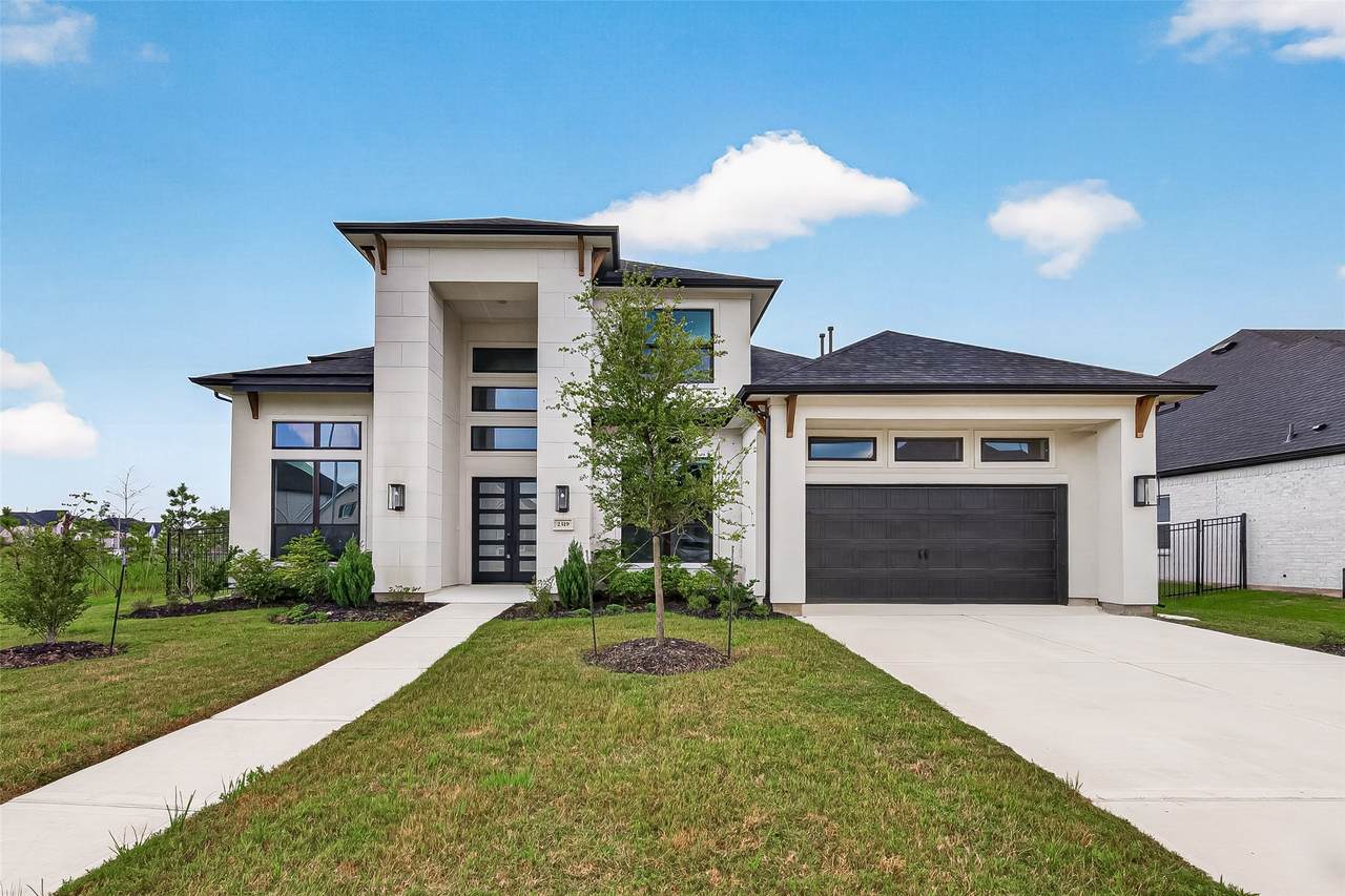 2319 Shooting Star Lane - Photo 1