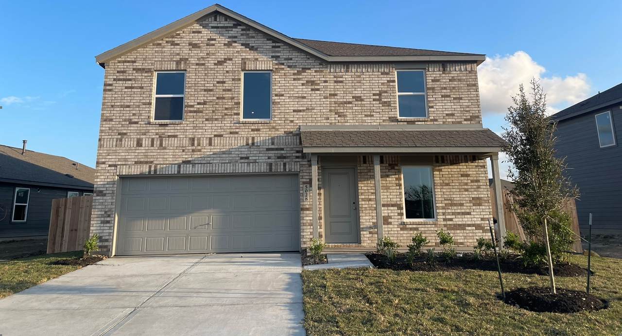 5028 Freedom Lane - Photo 1