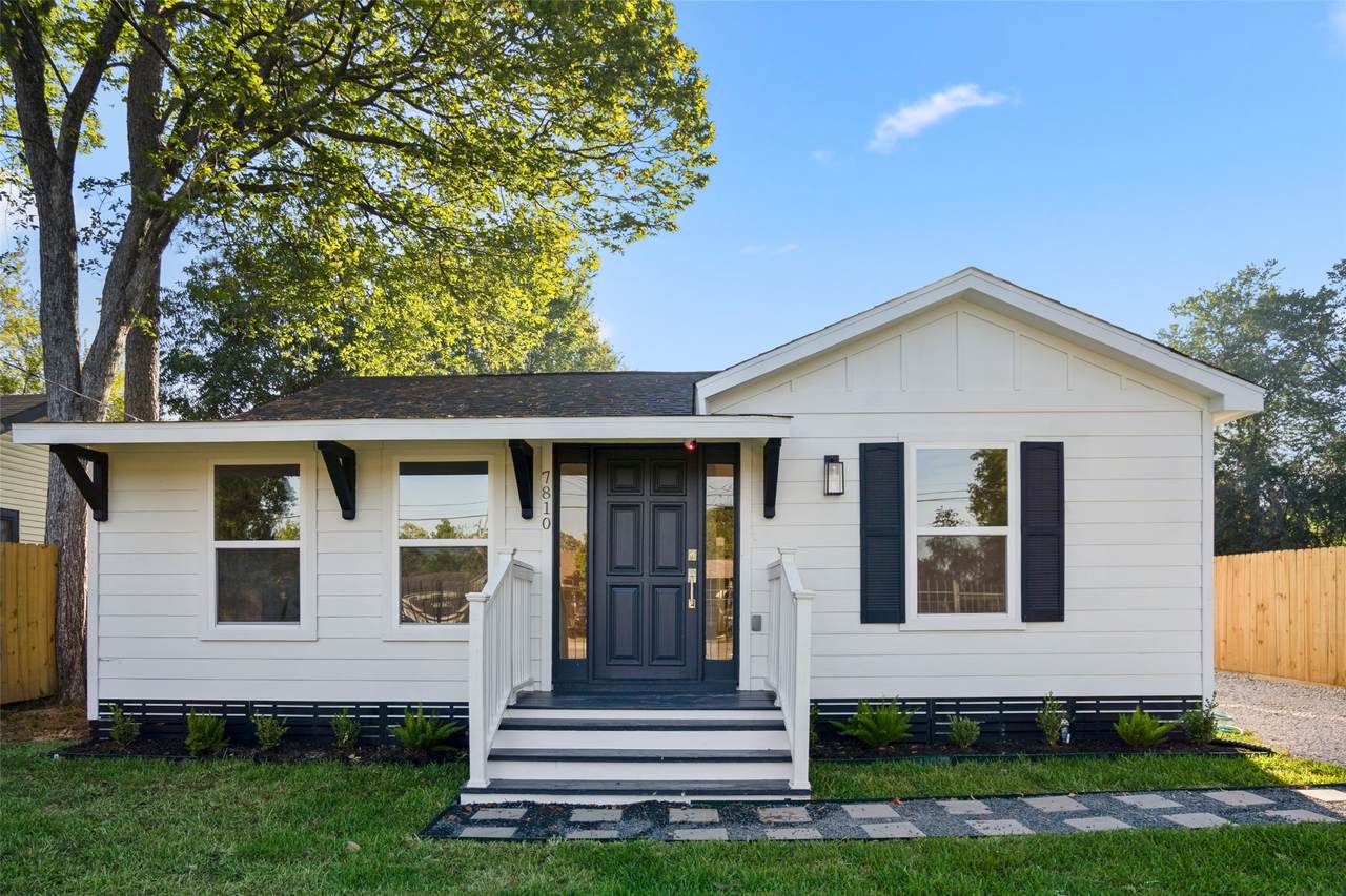 7810 Appleton Street - Photo 1