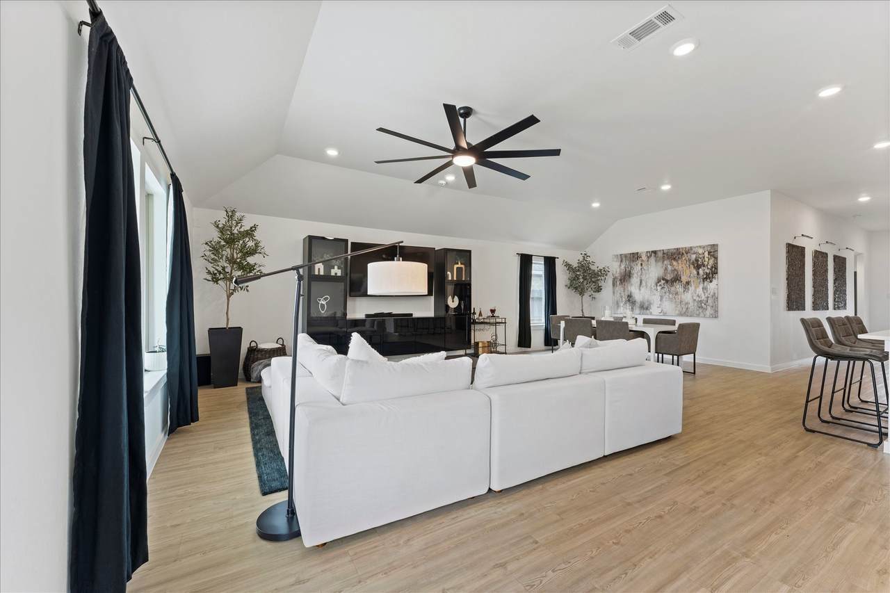 8419 Jetty Glen Drive - Photo 1