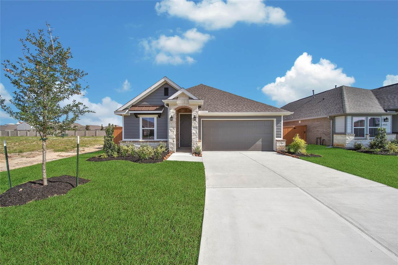 1831 Rory Christine Drive - Photo 1