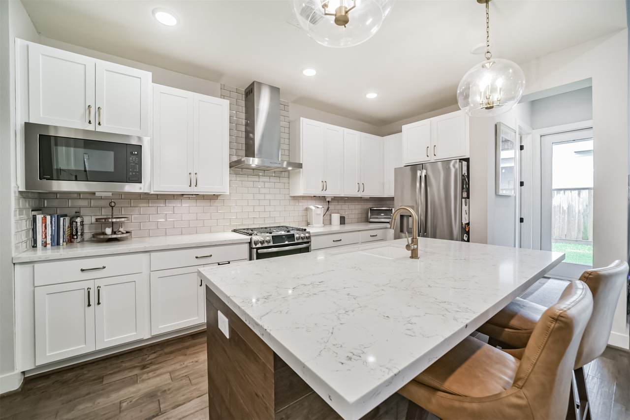 2611 Paul Quinn Street - Photo 1