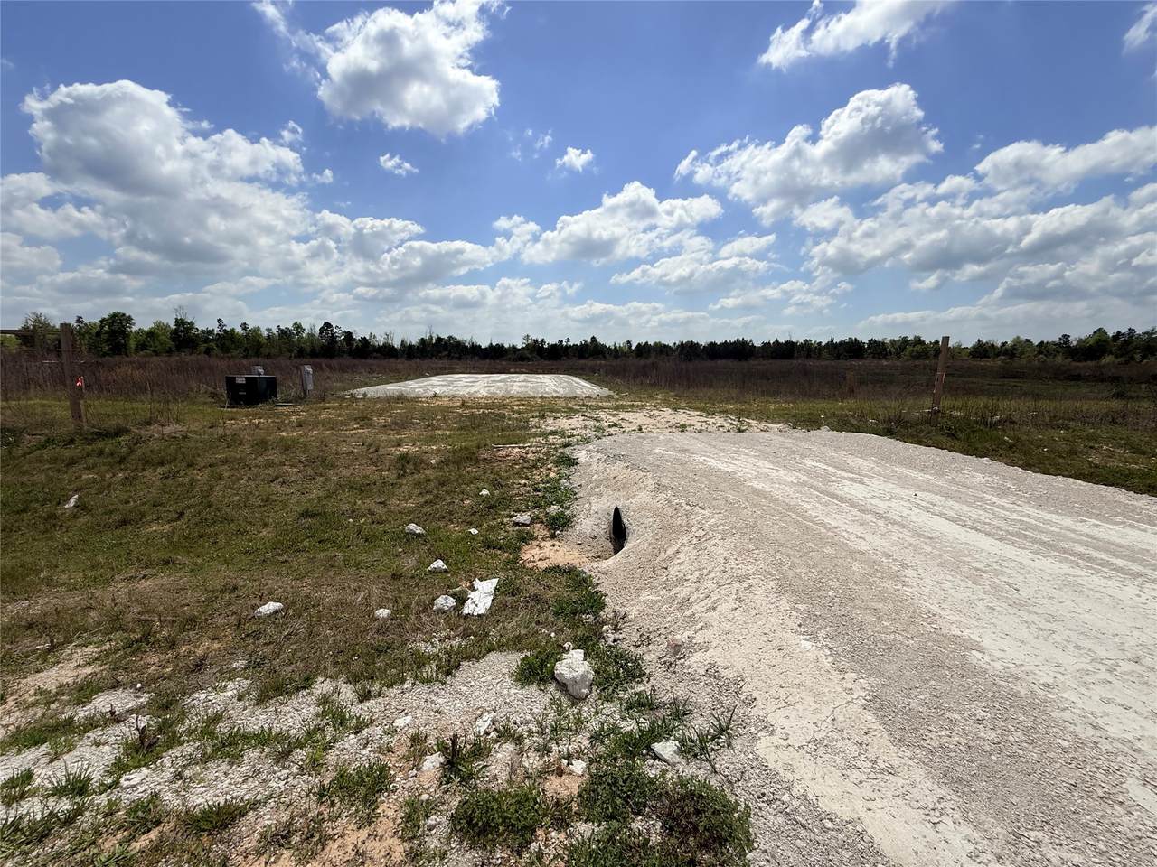 393 Road 5854 - Photo 1
