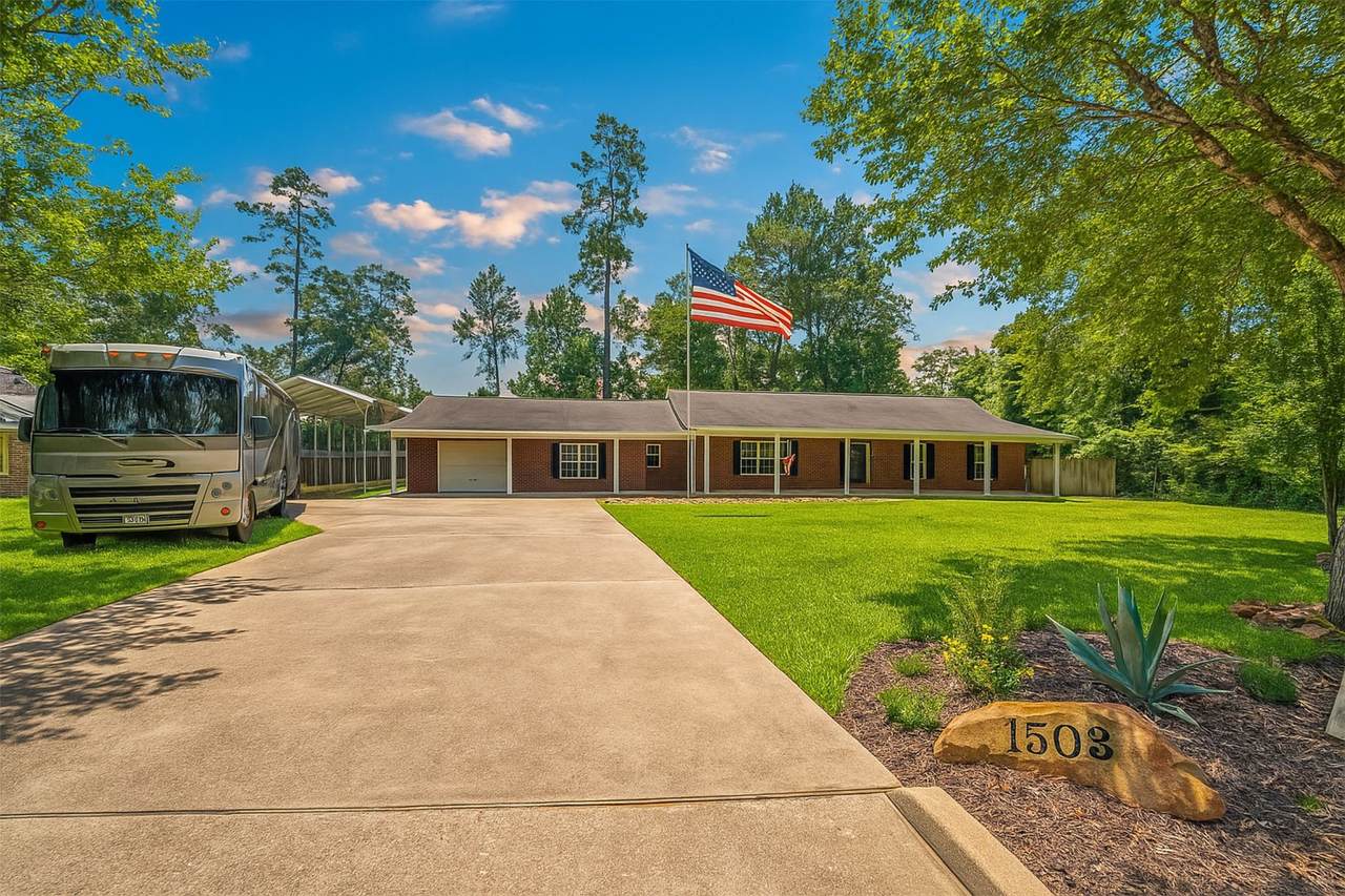 1503 Briar Cliff Street - Photo 1