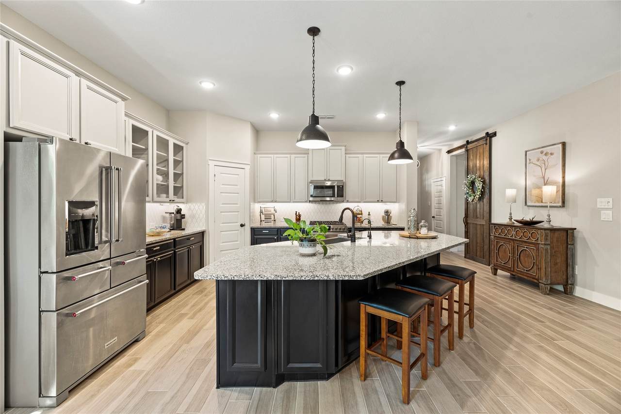 16102 Celebration Ln - Photo 1