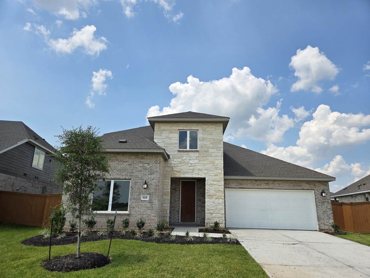 806 Blue Stone Drive - Photo 1