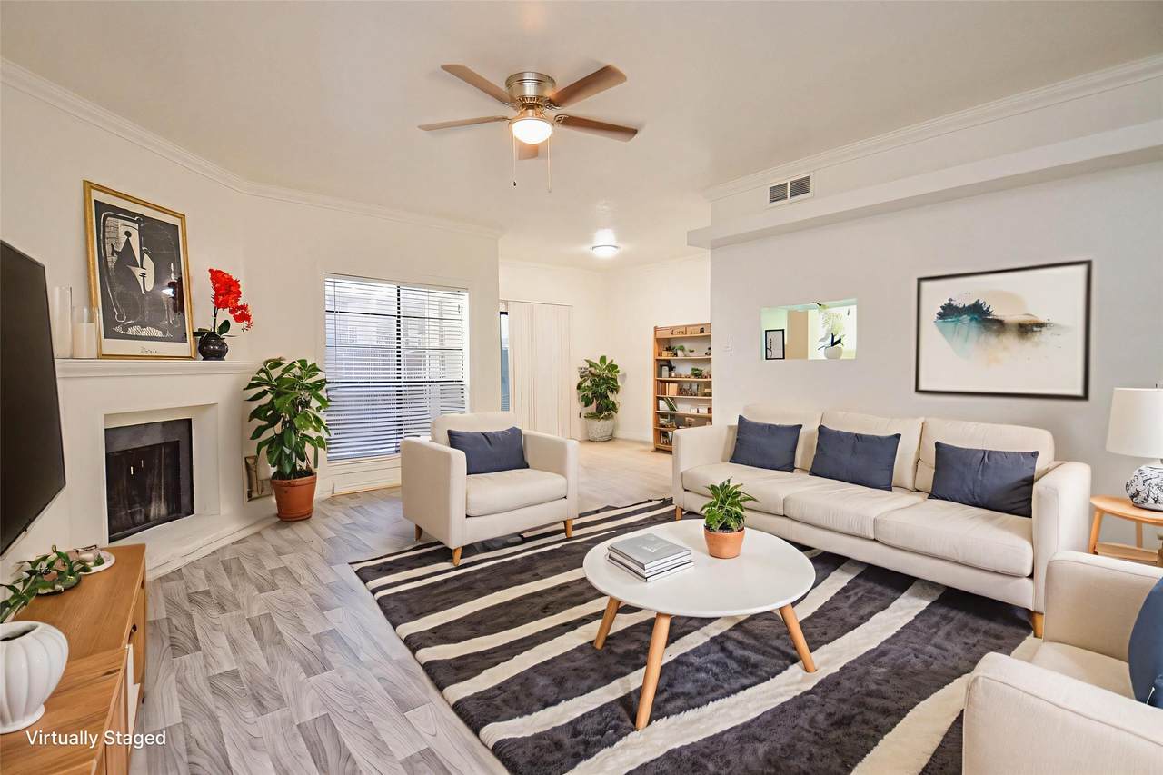 9707 Richmond Avenue - Photo 1
