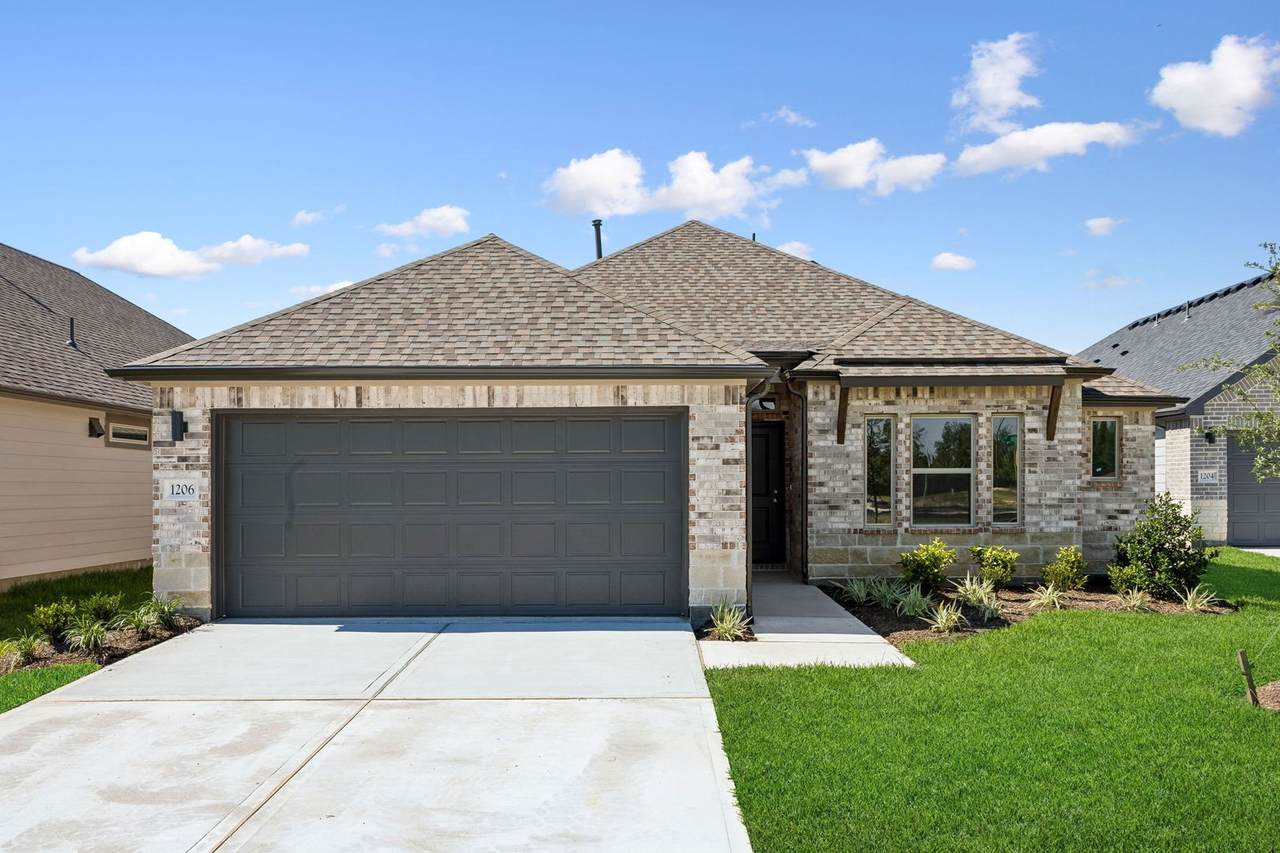 1206 Pavia Fields Drive - Photo 1