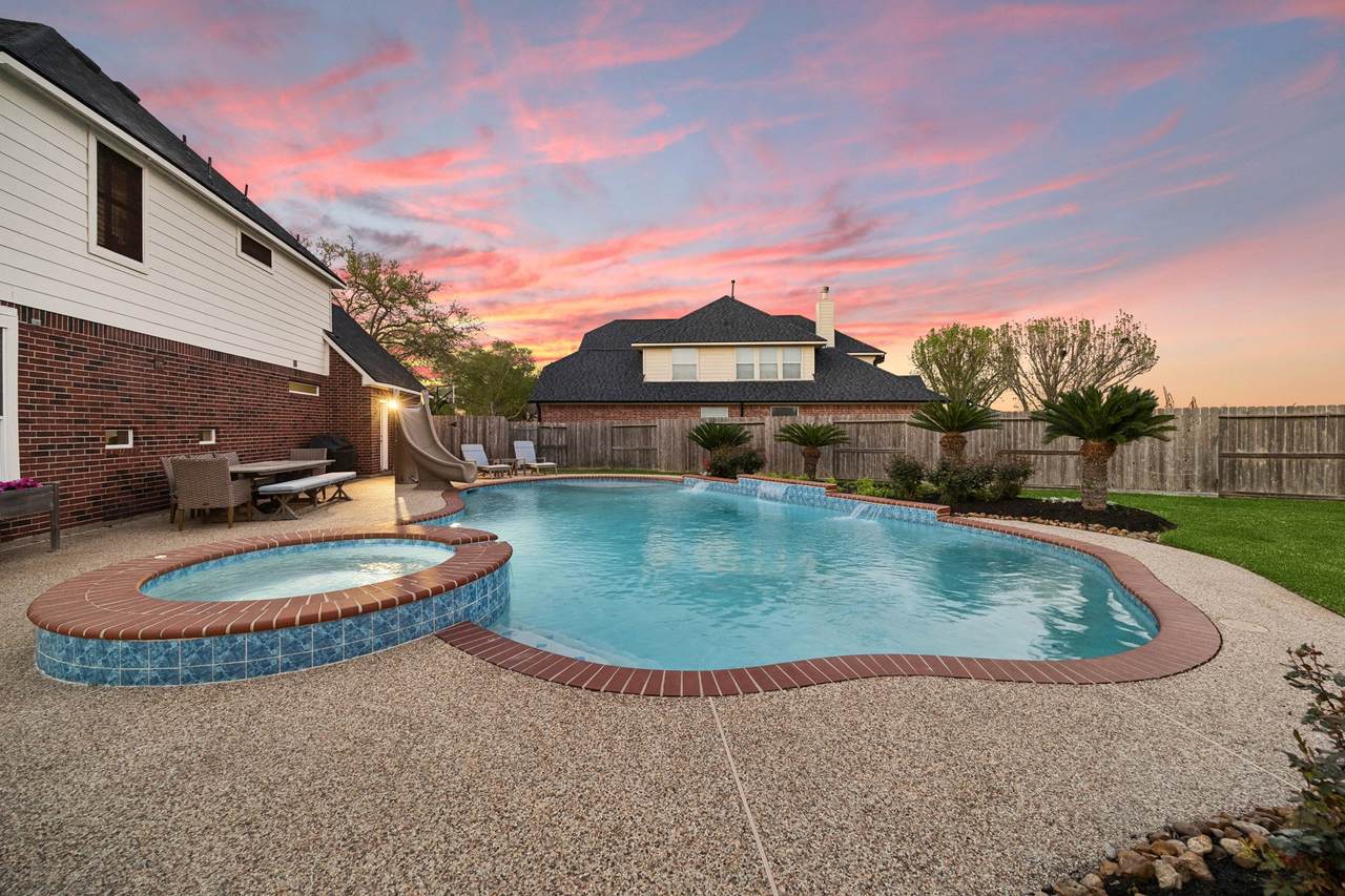 5102 Hidden Brook Ln - Photo 1
