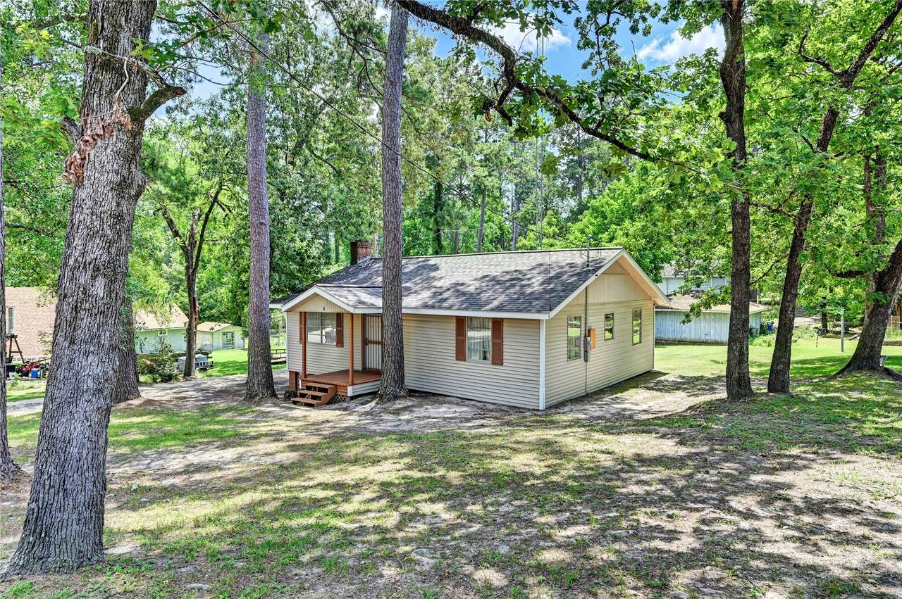 6 Hickory Hollow - Photo 1