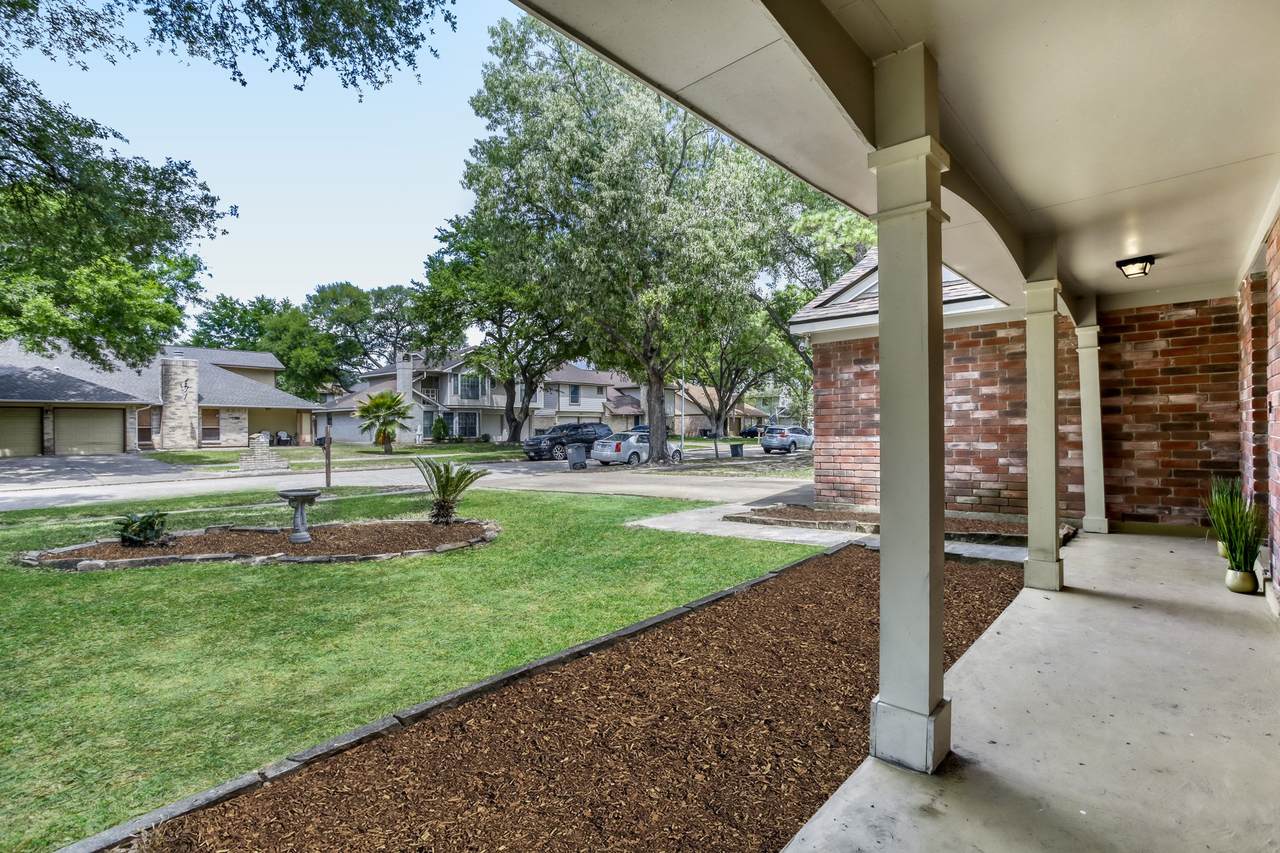 10603 Prospect Hill Drive - Photo 1