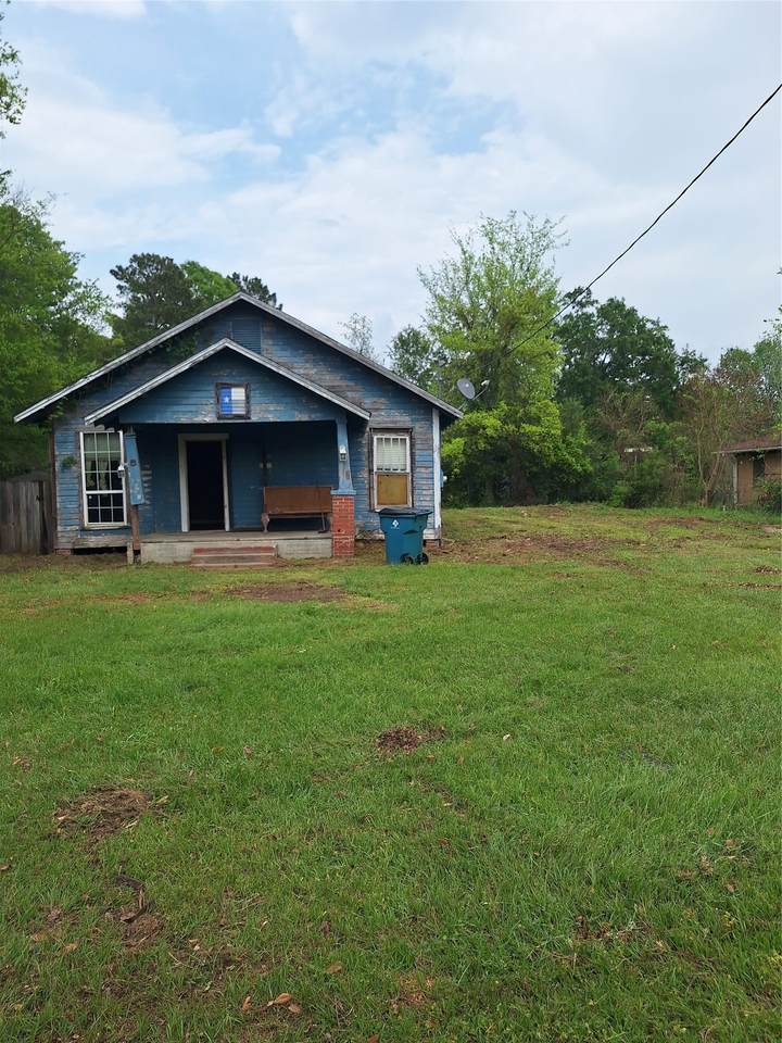 518 Live Oak Street - Photo 1