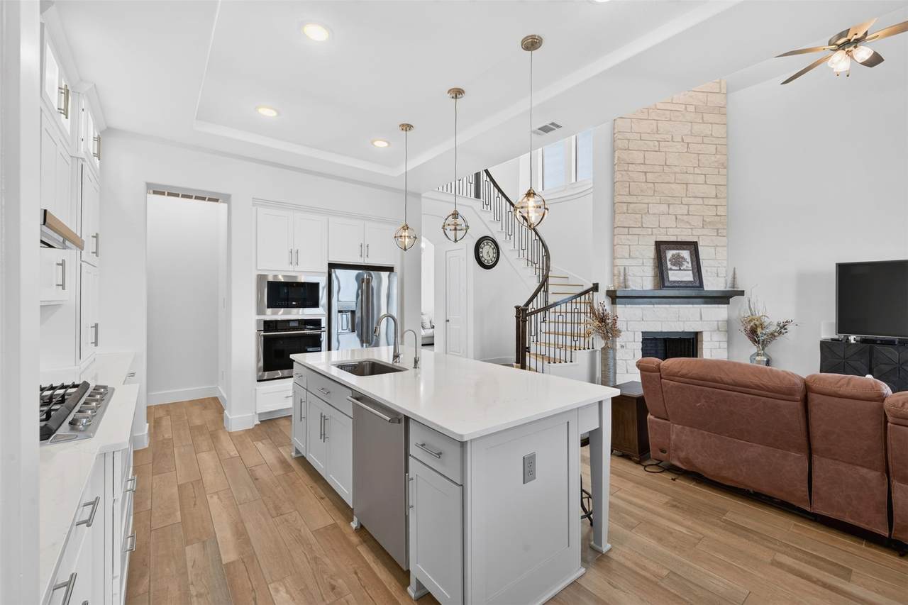 7014 San Bernard Trail - Photo 1