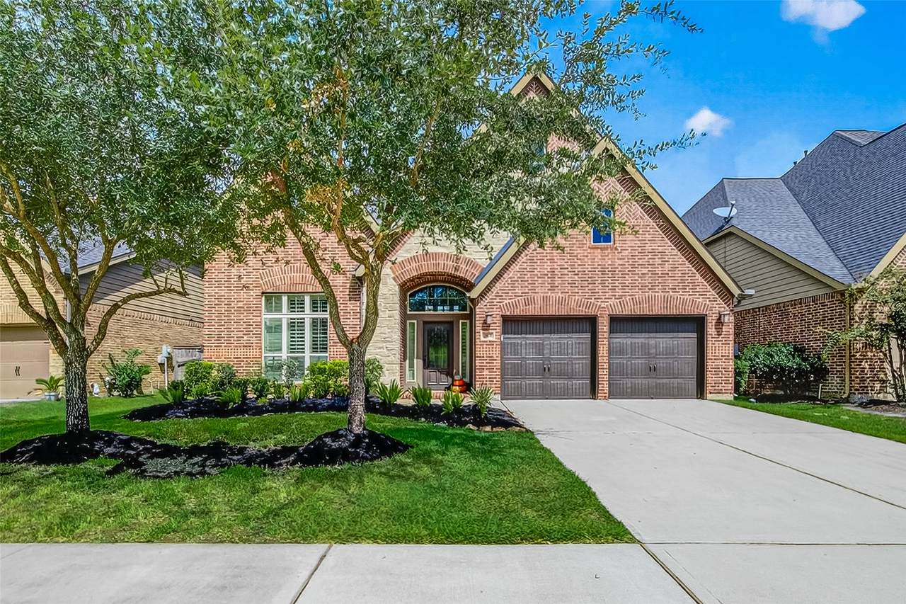 28131 Twin Knolls Lane - Photo 1