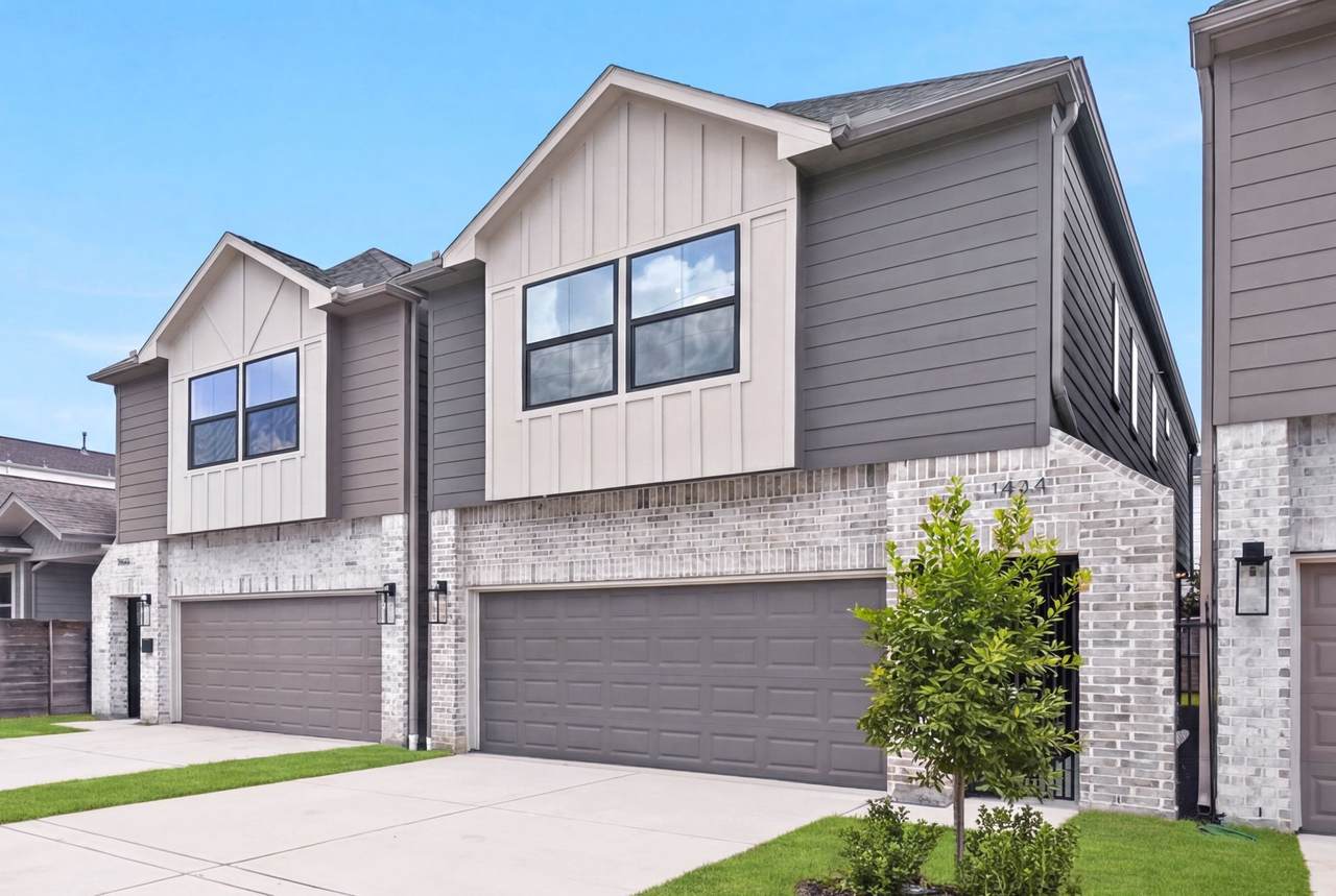 1434 Alexander Street - Photo 1