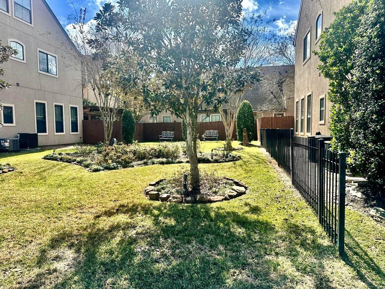 11627 Royal Oaks Trce Trace - Photo 1
