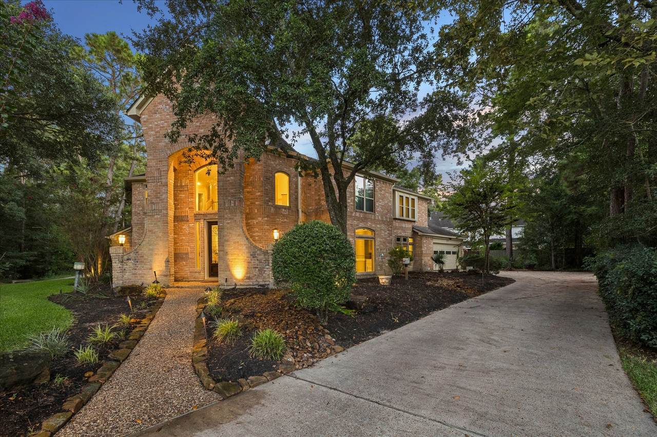 44 Dovewood Place - Photo 1