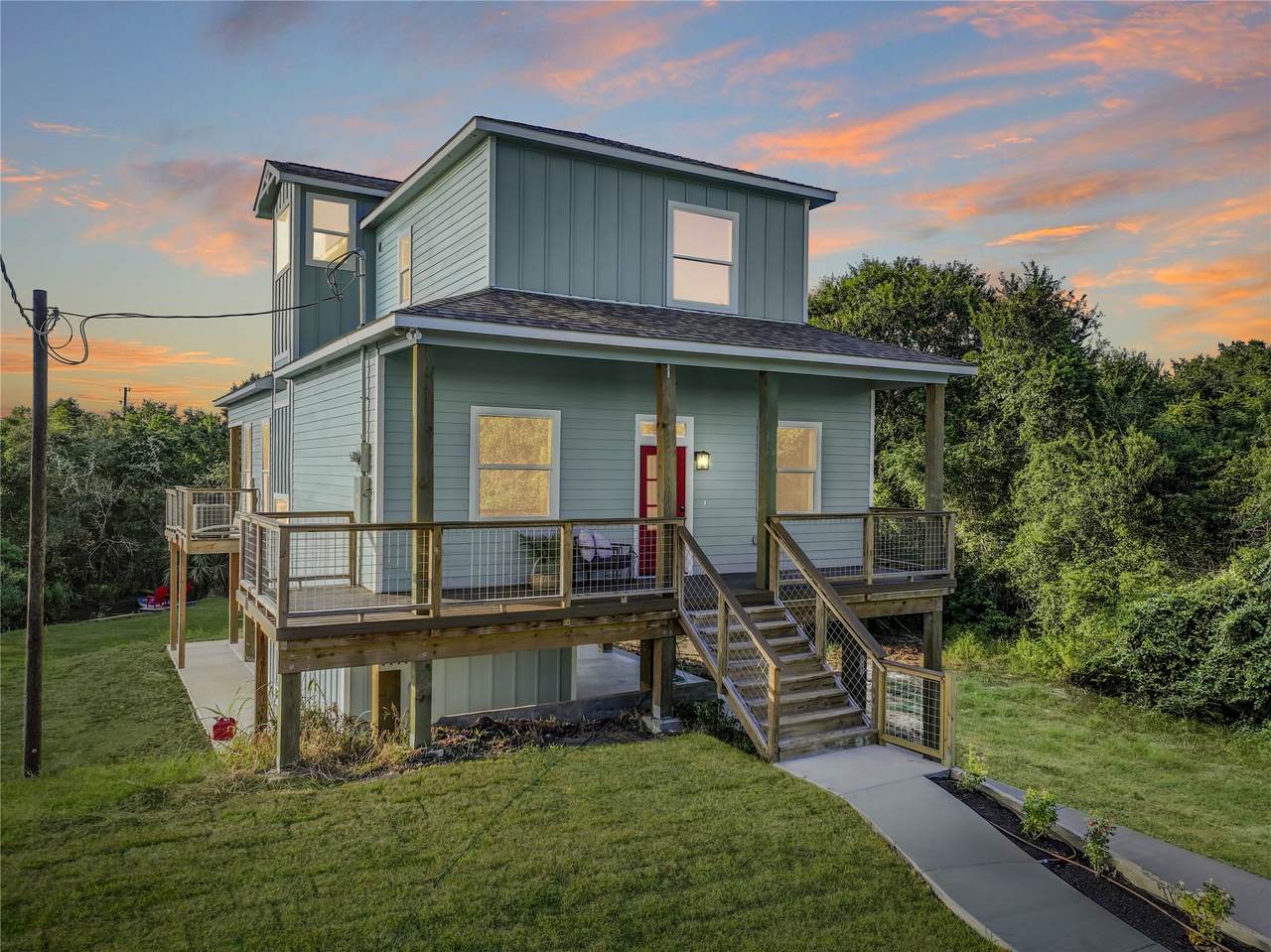 4444 Shady Lake Drive - Photo 1