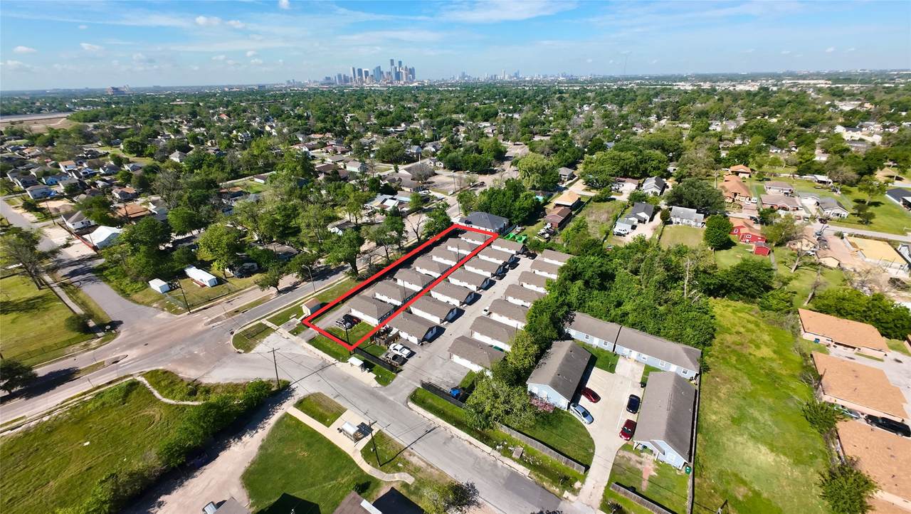 3805 Wipprecht Street - Photo 1