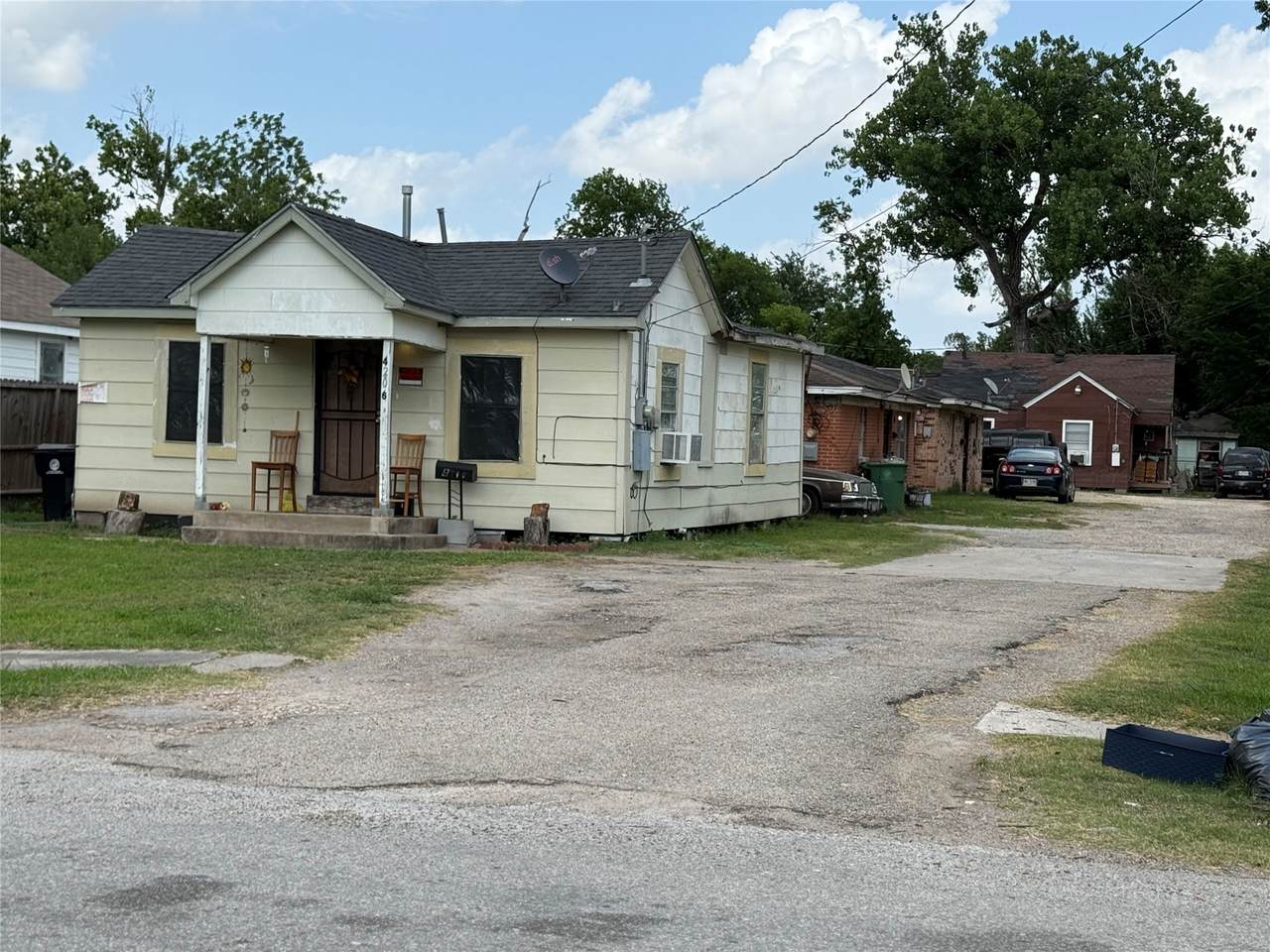 4204 Wipprecht Street - Photo 1