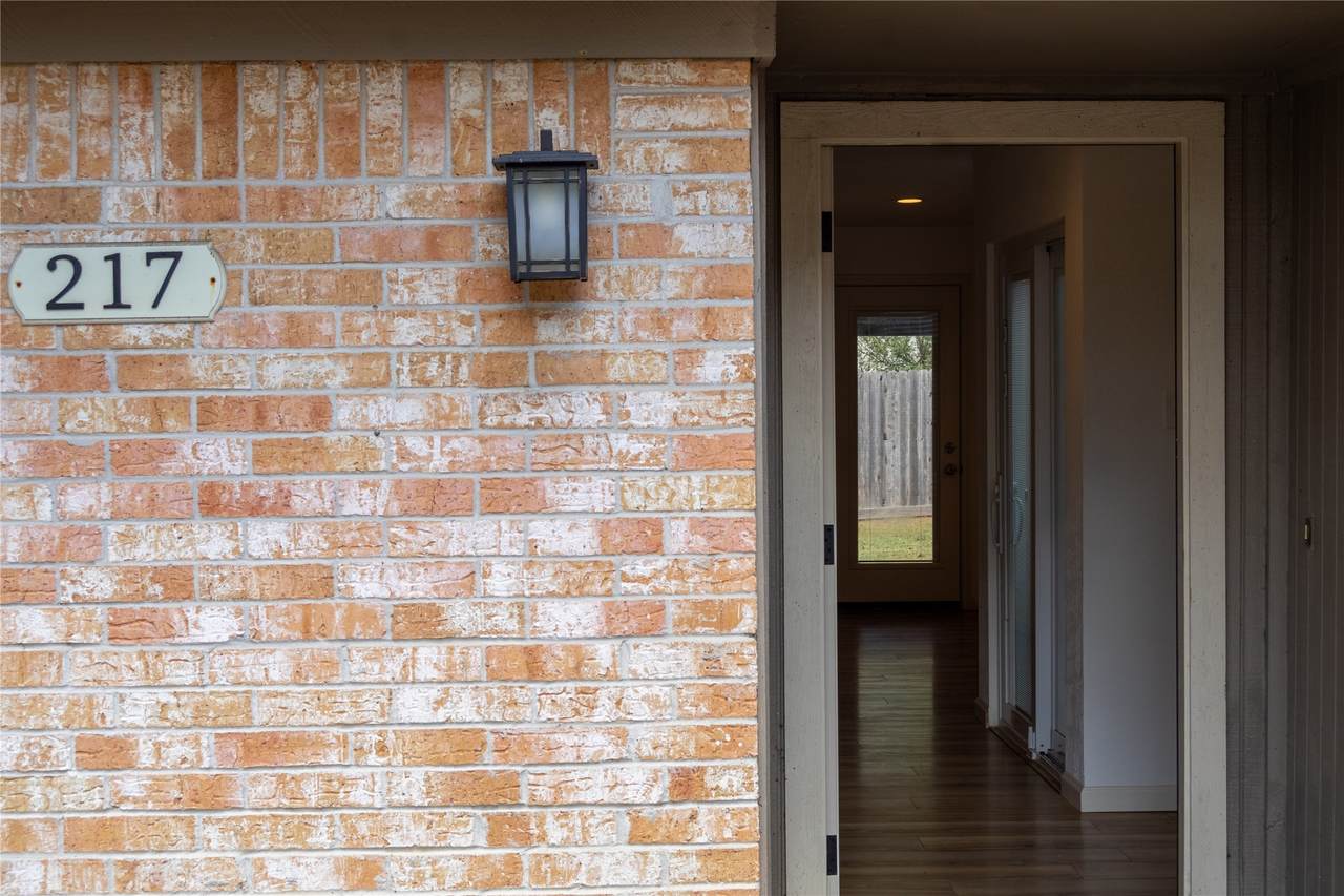 217 Wellwood Lane - Photo 1