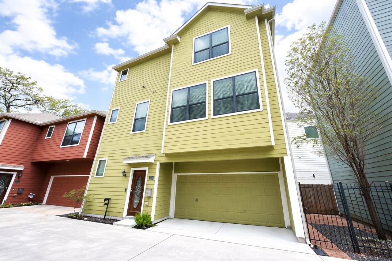 321 26th Street - Photo 1