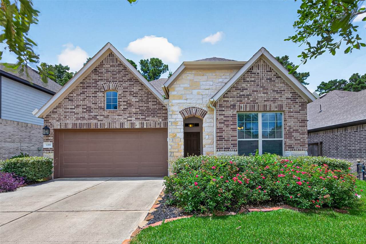 135 Winged Elm Court - Photo 1
