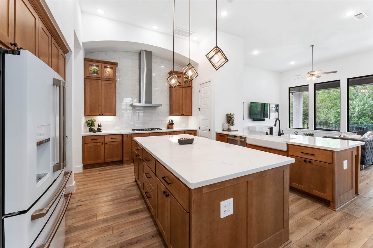 4715 Southpoint Way - Photo 1