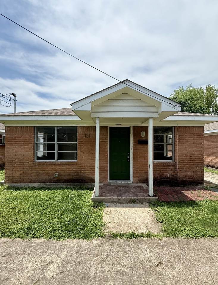 1311 Malvern Street - Photo 1