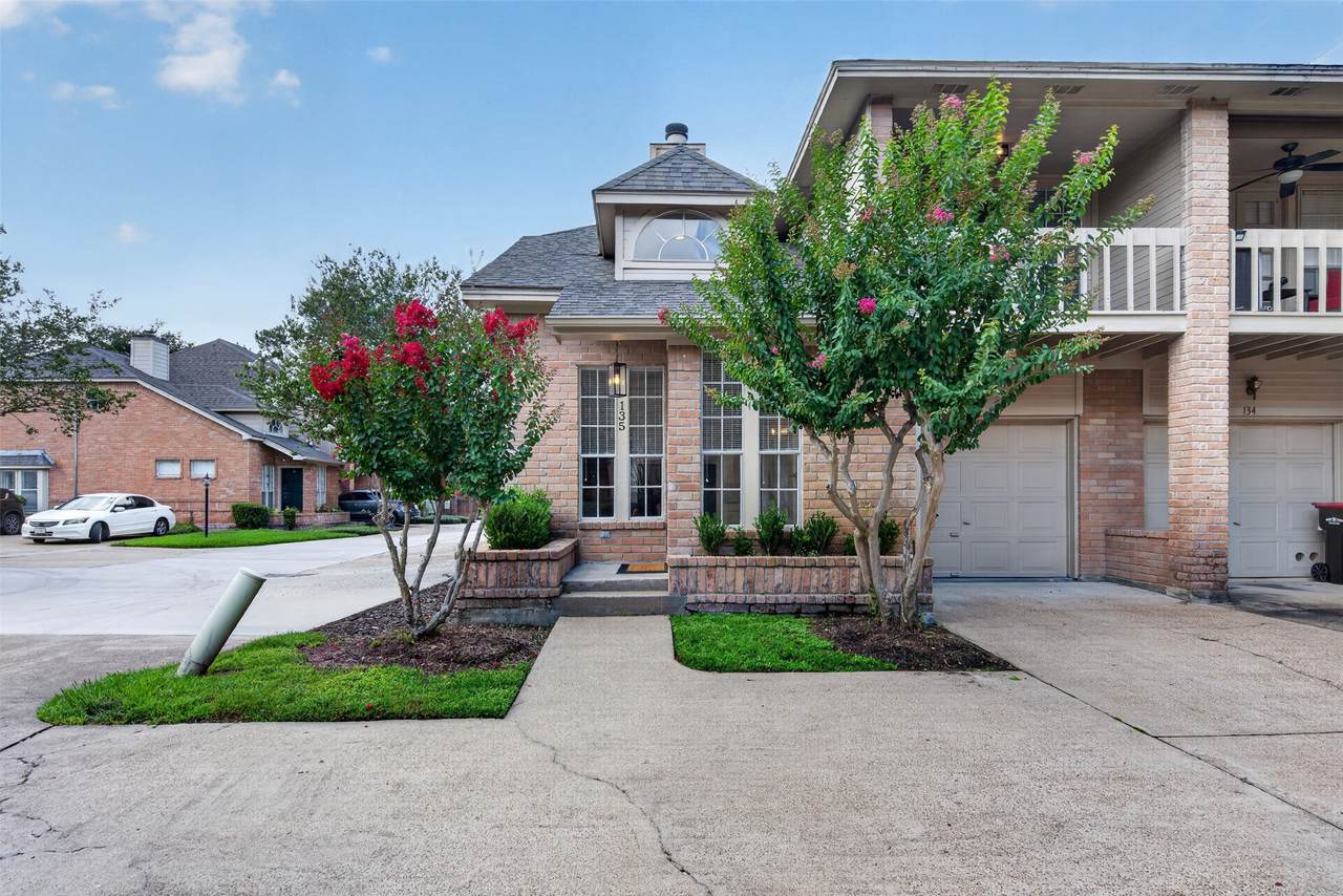 5515 Strack Road - Photo 1