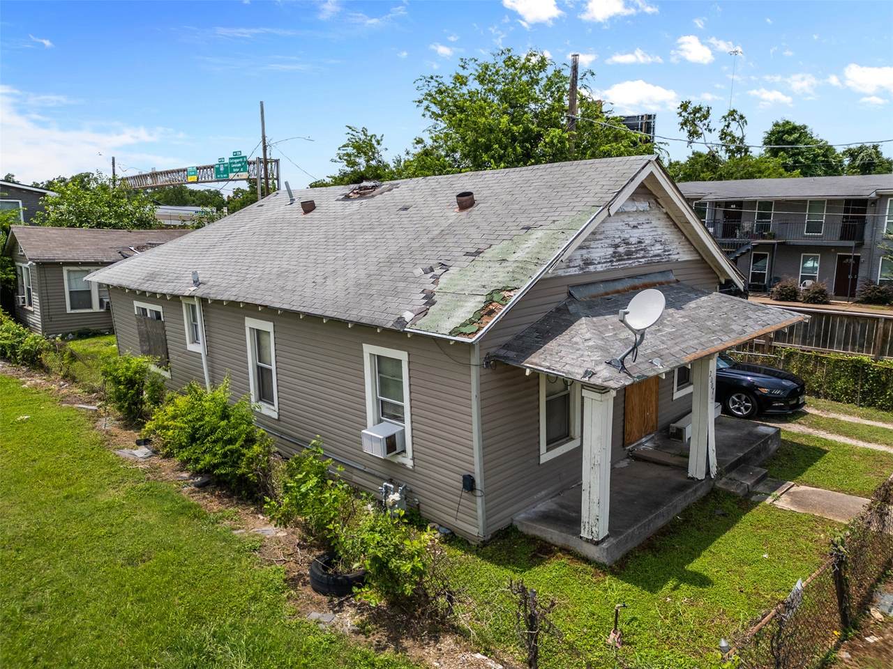 2007 Massie Street - Photo 1