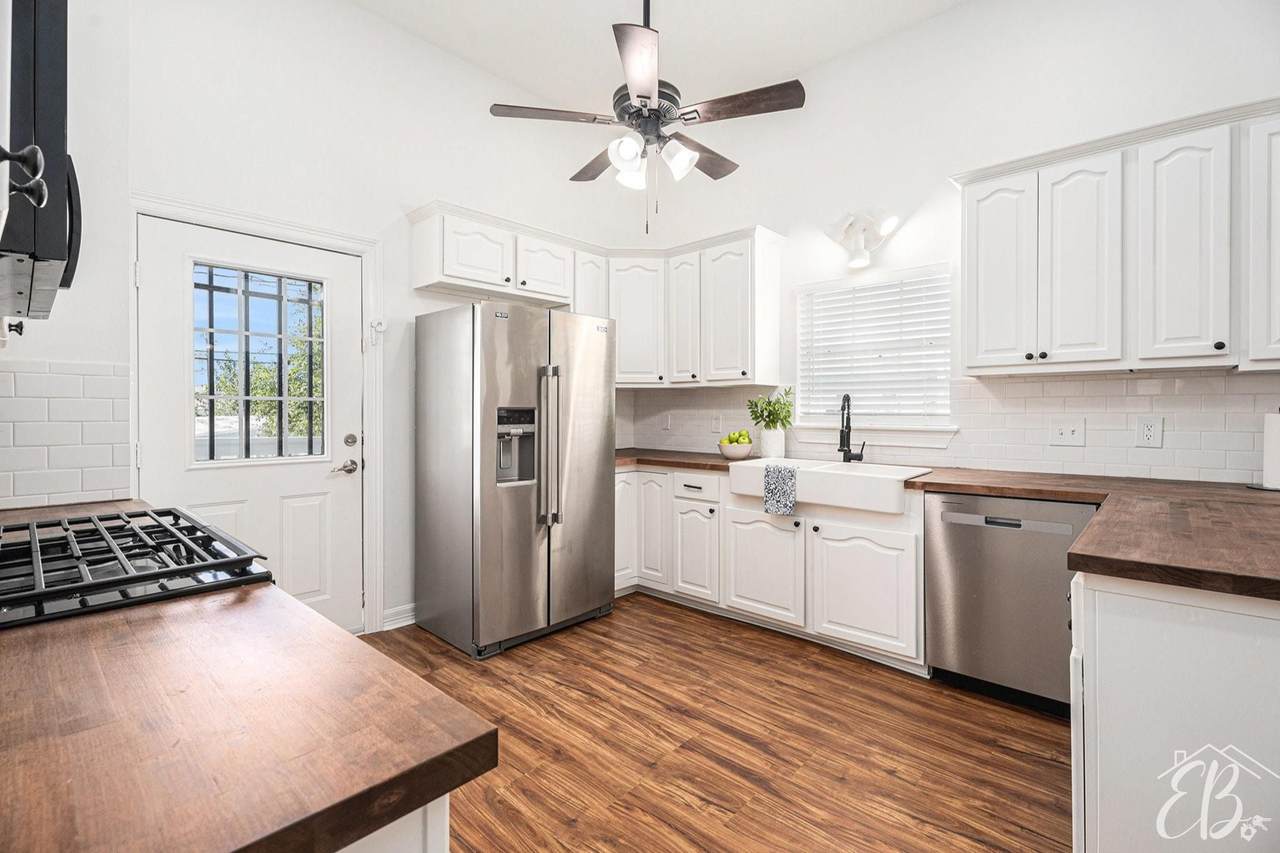 3515 Winnie Street - Photo 1