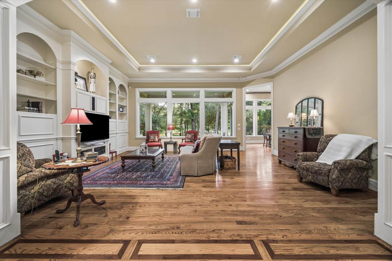 37519 Edgewater Drive - Photo 1