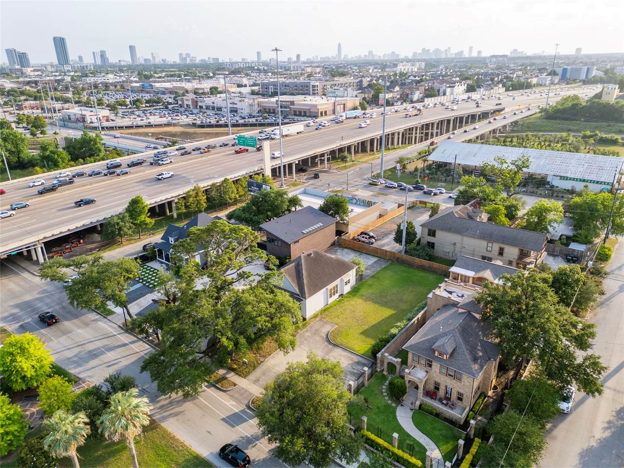 333 Heights Boulevard - Photo 1