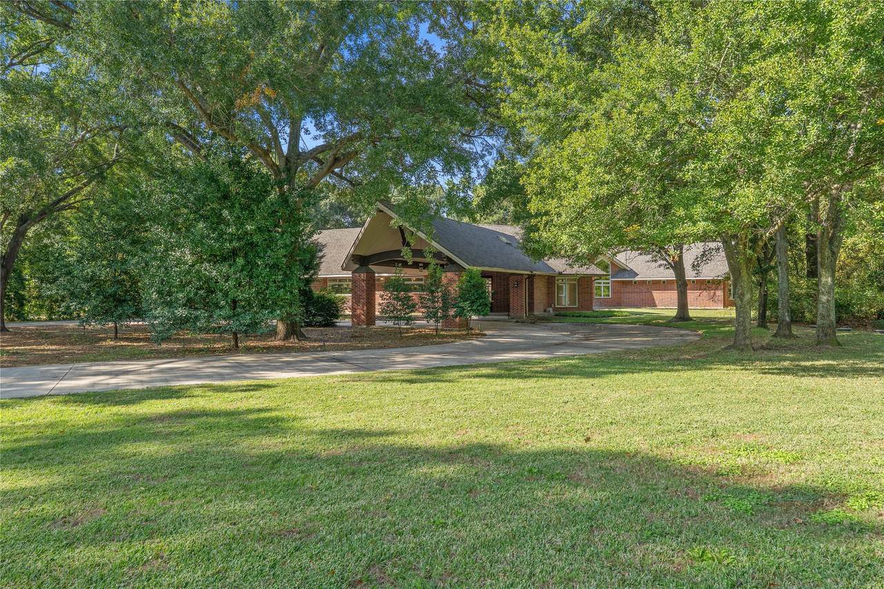 16621 Hereford Drive - Photo 1